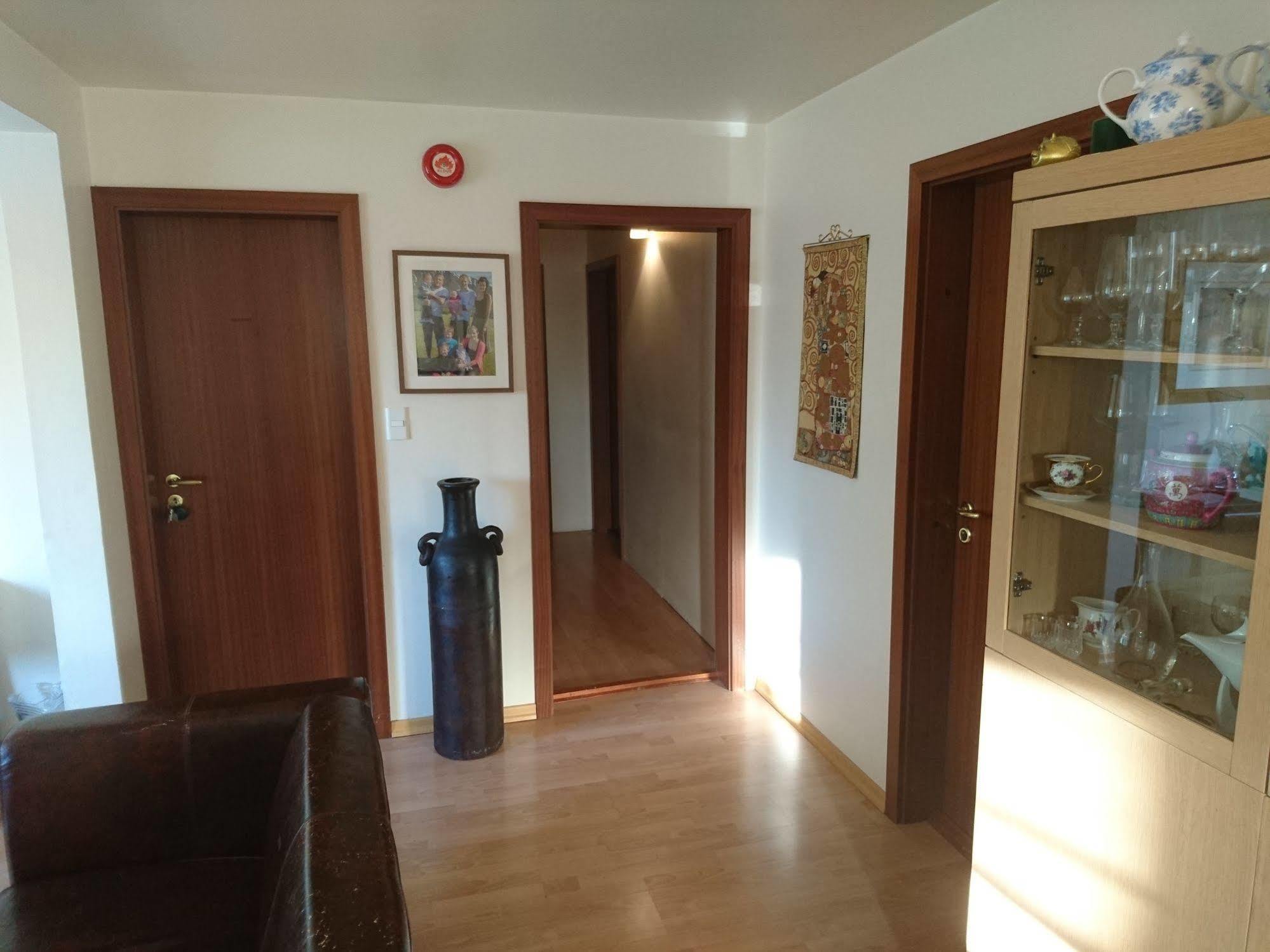 Alba Guesthouse Рейкьявик Экстерьер фото